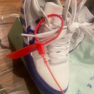 Off white Sneakers Size 35 Wore Twice